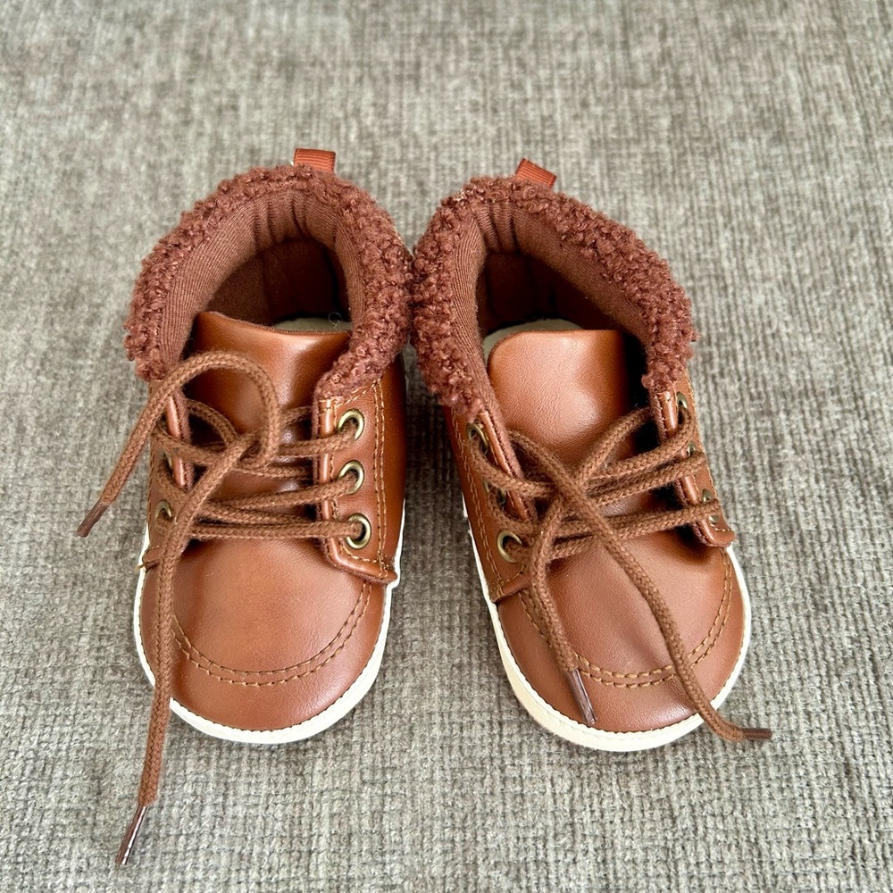 Old Navy Baby Boy Brown Boots